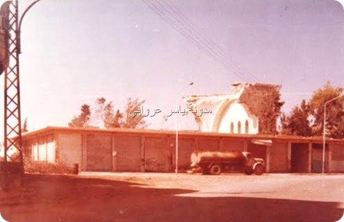 صورة قديمة لجامع التكية الهدائية بعد هدمه عام 1982م